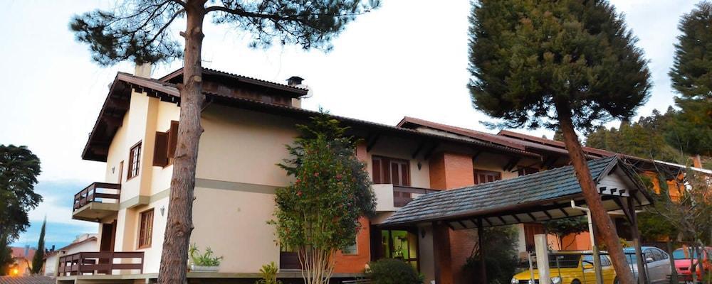 Hotel Alpen Hof 格拉玛多 外观 照片