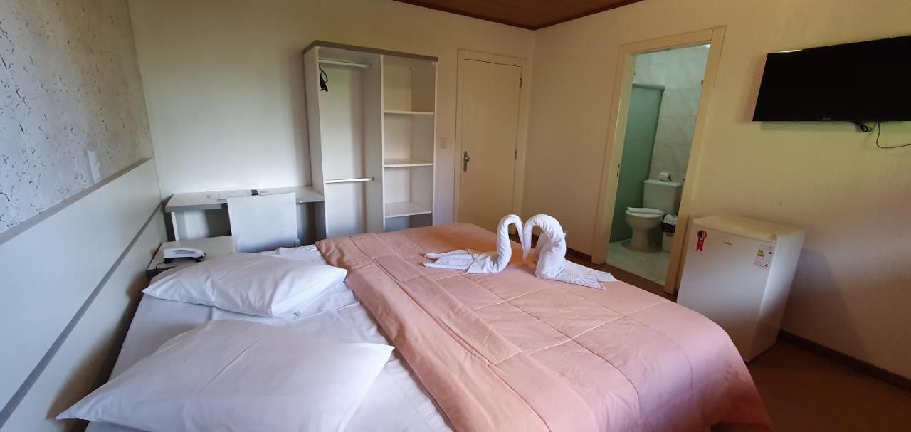 Hotel Alpen Hof 格拉玛多 外观 照片