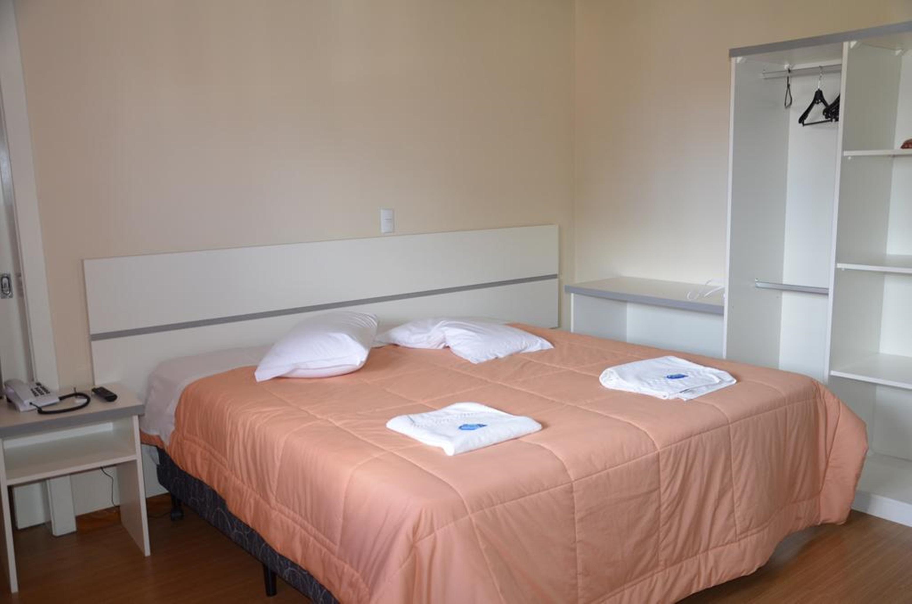 Hotel Alpen Hof 格拉玛多 外观 照片