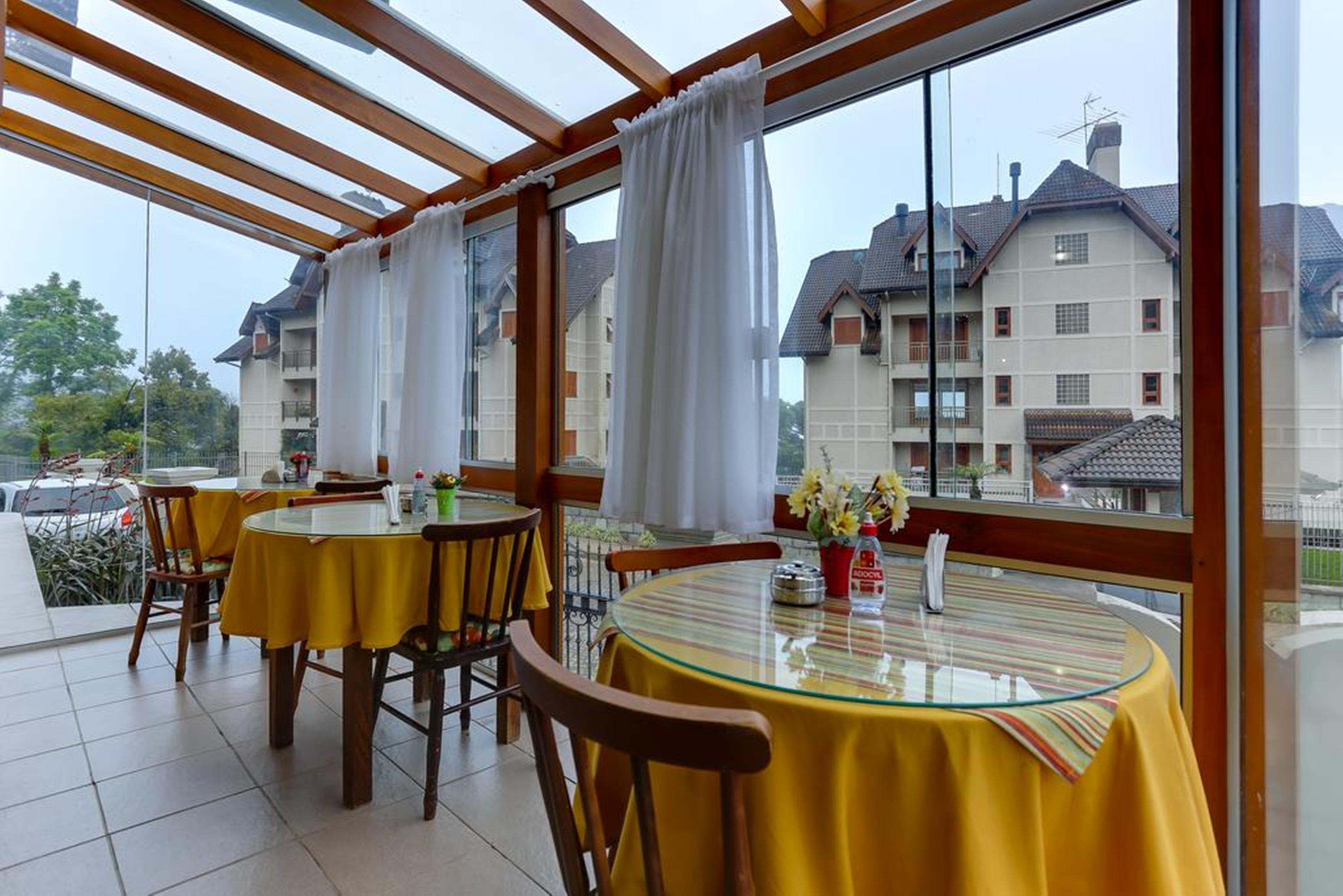Hotel Alpen Hof 格拉玛多 外观 照片